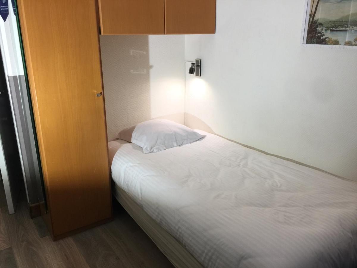 Hotel Noga Brussel Buitenkant foto
