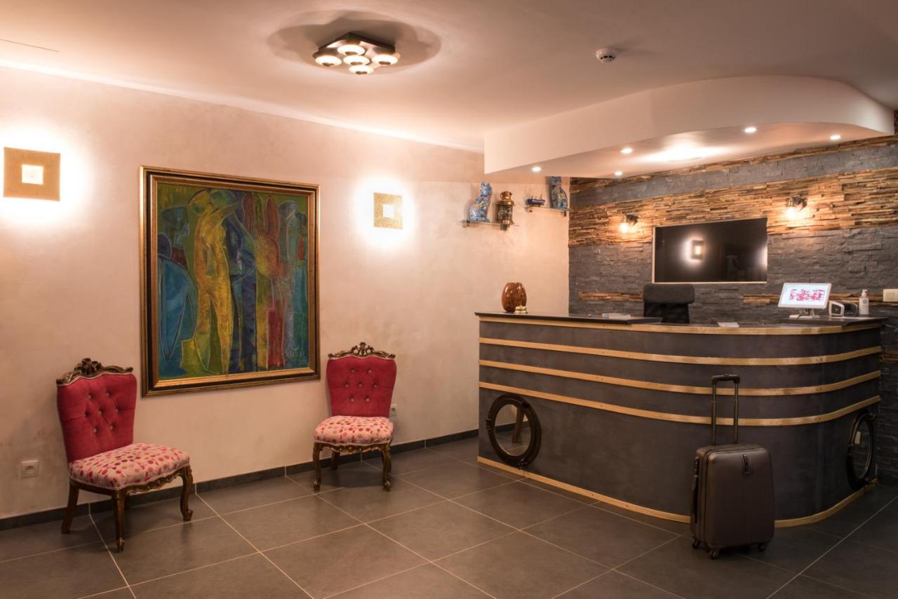 Hotel Noga Brussel Buitenkant foto